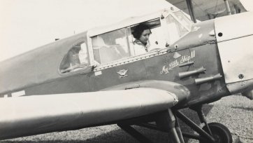 Mrs Bonney flying from Australia to South Africa via Siam. Singapore 1937 (in her aeroplane, Mrs Bonney flying from Australia to South Africa via Siam. Singapore 1937 (in her aeroplane,