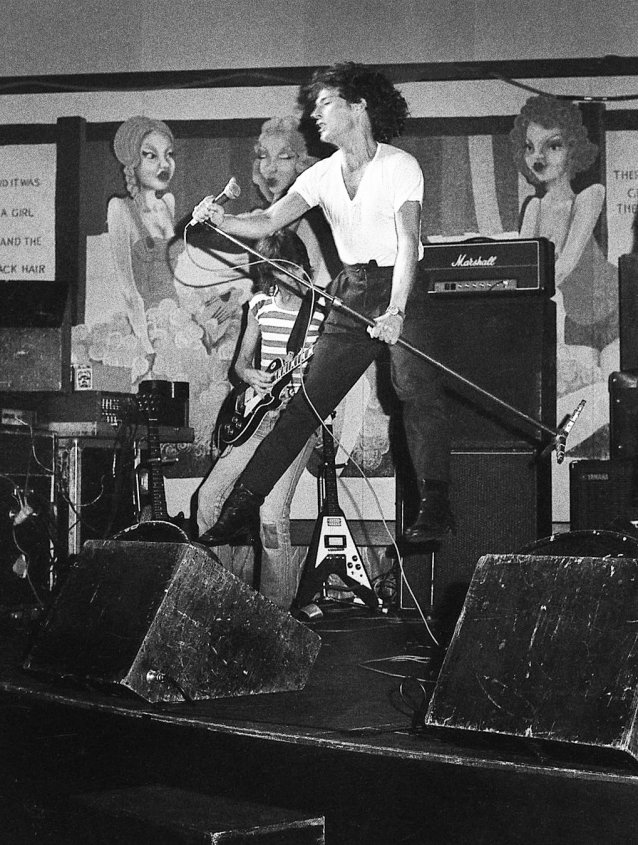 Ross Wilson performing with Ross Wilson&rsquo;s Mondo Rock, as his band was known then, at the Sylvania Hotel, 1978