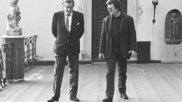Hans Heinrich Thyssen-Bornemisza and David R. L. Litchfield at Villa Favorita, Lugano, Switzerland, 1989 &copy; Nicola Graydo