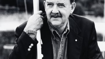 Ian Kiernan Ian Kiernan