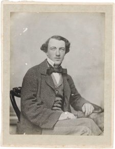 Tom Wills Tom Wills