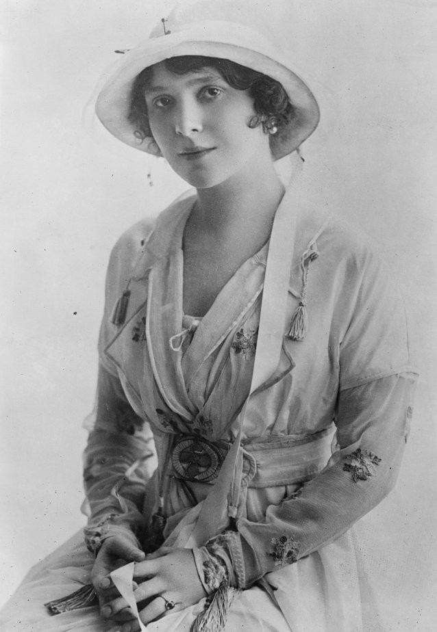 S&aacute;ri Petr&aacute;ss