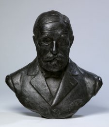 E. W. Knox E. W. Knox