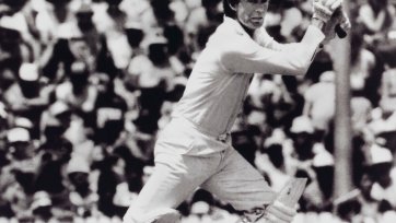 Greg Chappell Greg Chappell