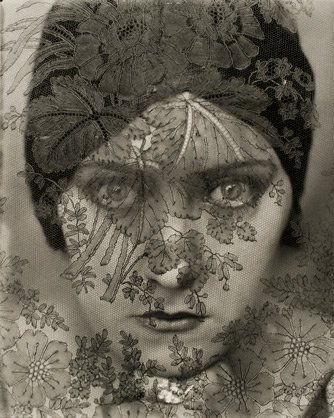 A Much Screened Lady - Gloria Swanson, by Edward Steichen, 1924 A Much Screened Lady - Gloria Swanson, by Edward Steichen, 1924