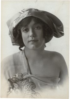 Annette Kellerman, c. 1916 Annette Kellerman, c. 1916